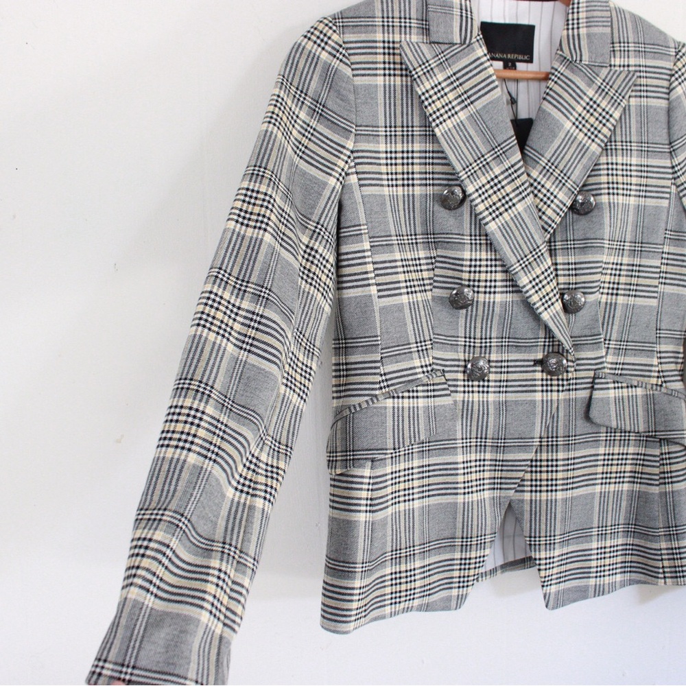 Banana Republic Double-Breasted Plaid Blazer - Picture 3 of 8
